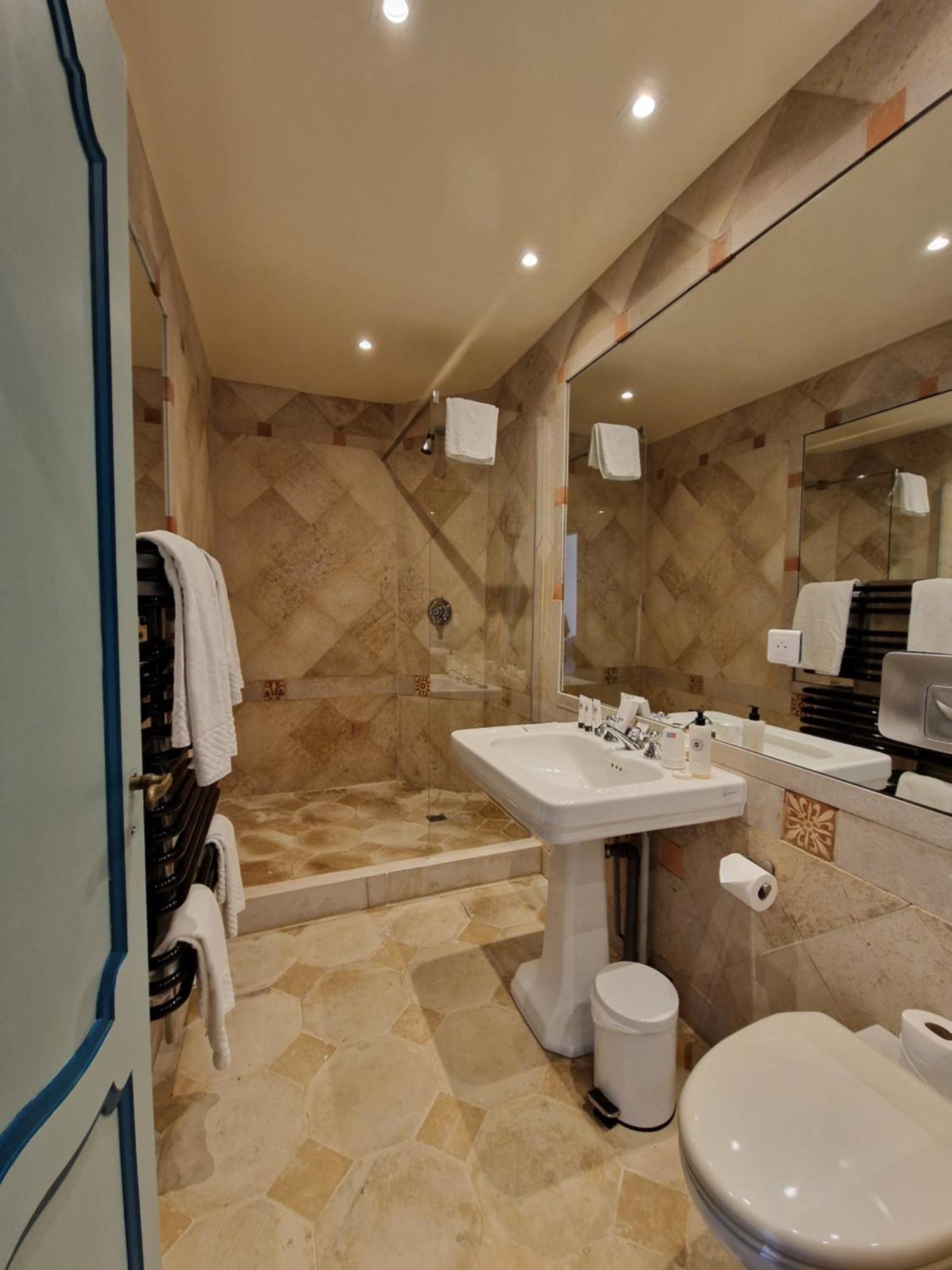 Domaine Du Roncemay - Hotel, Restaurants, Spa & Golf Aillant-sur-Tholon Eksteriør billede